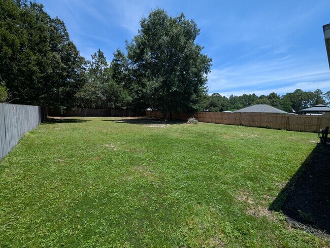 Building Photo - 2618 Salamanca St