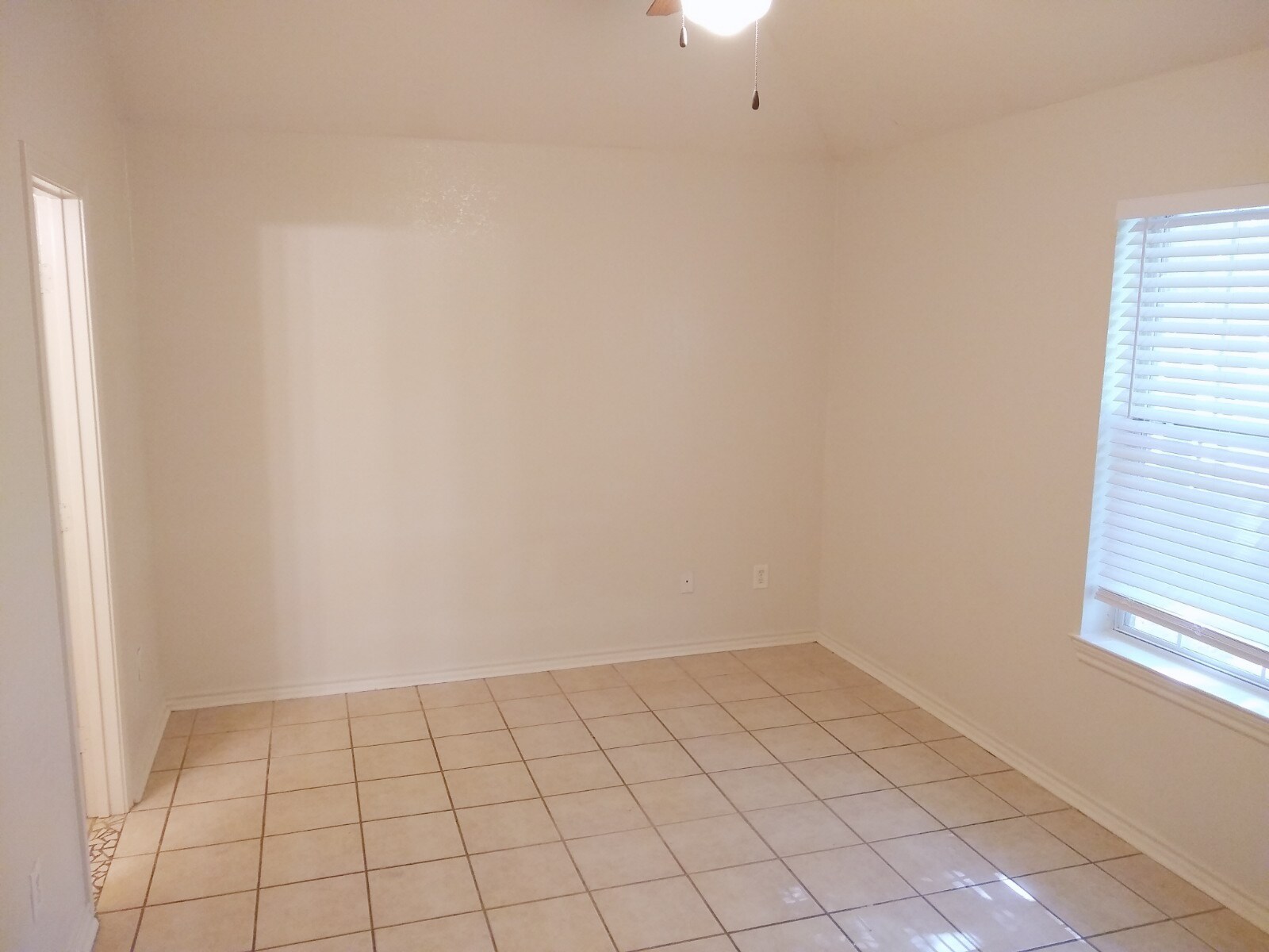 Building Photo - 4102 Pilgram Dr