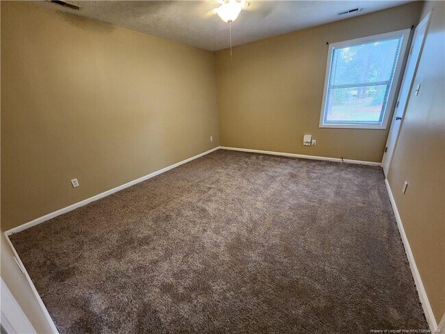 Building Photo - 6409 Worthington Dr