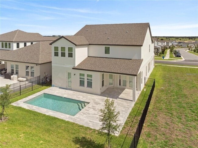 Building Photo - 16031 Silver Brk Wy