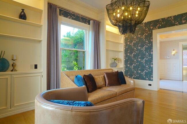 Building Photo - 2505 Divisadero St