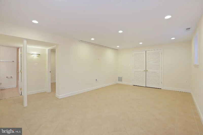 Building Photo - 11017 Marcliff Rd