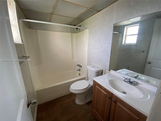 Building Photo - 2800 NW 56th Ave