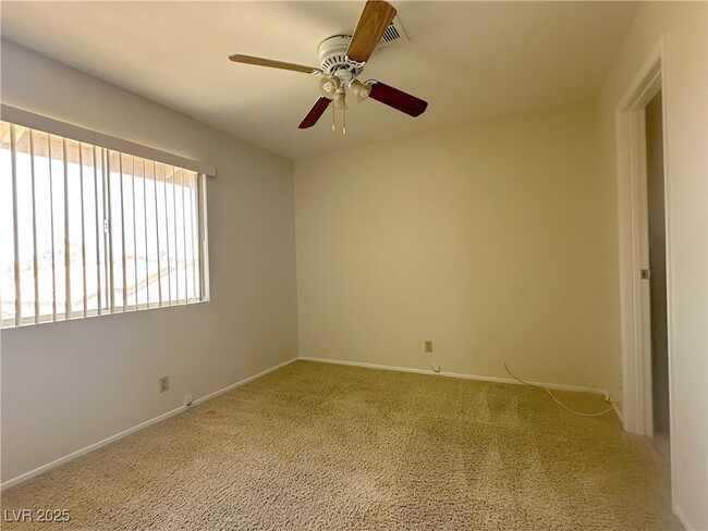 Building Photo - 8653 W Catalonia Dr