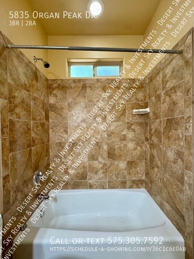 Building Photo - 5835 Organ Peak Dr