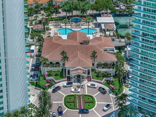 Building Photo - 19955 NE 38th Ct