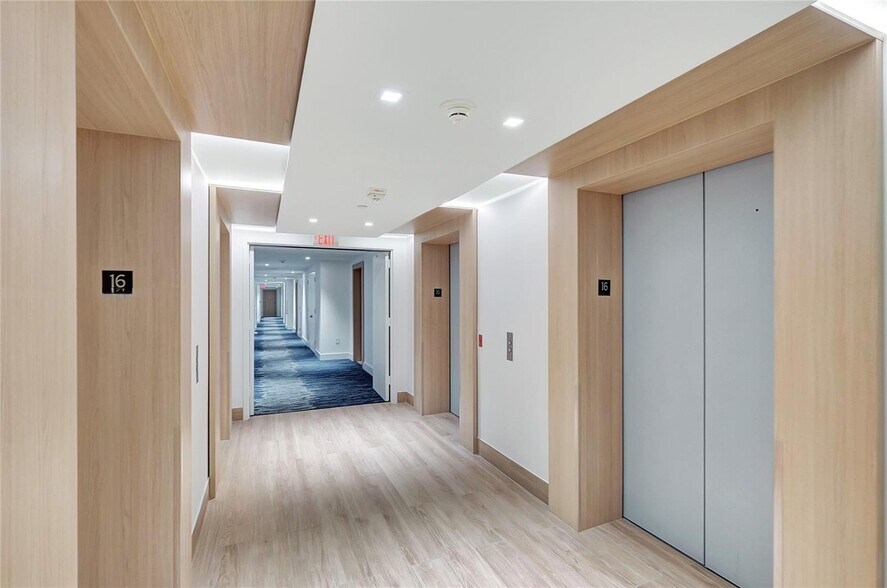 Building Photo - 90 SW 3rd St