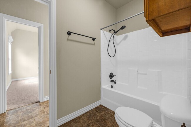 Building Photo - Executive home on double lot in beautiful Enclave at Harvard Ponds.