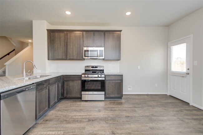 Building Photo - 8403 Baywatch Cir