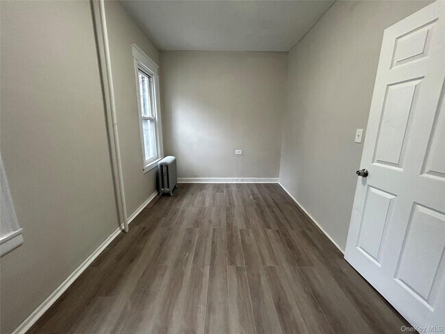 Building Photo - 1819 Palisade Pl