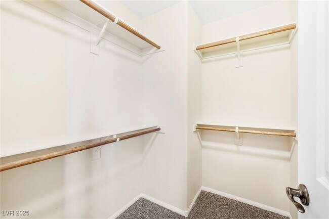 Building Photo - 7511 Bedford Ridge Ct