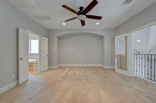 Building Photo - 2906 Leeland St