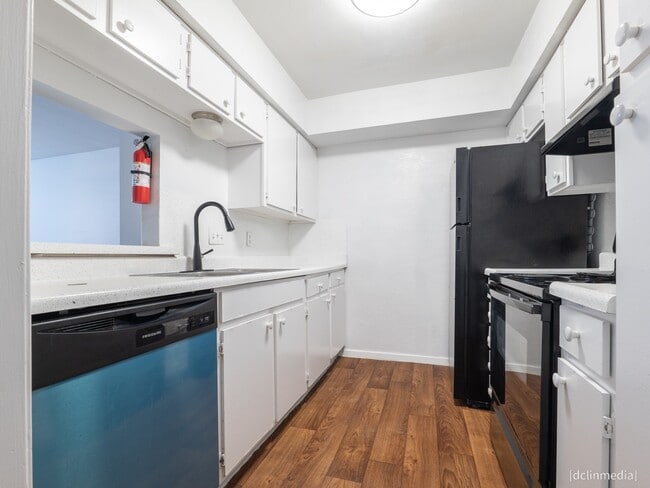 Building Photo - 4645 Wild Indigo St