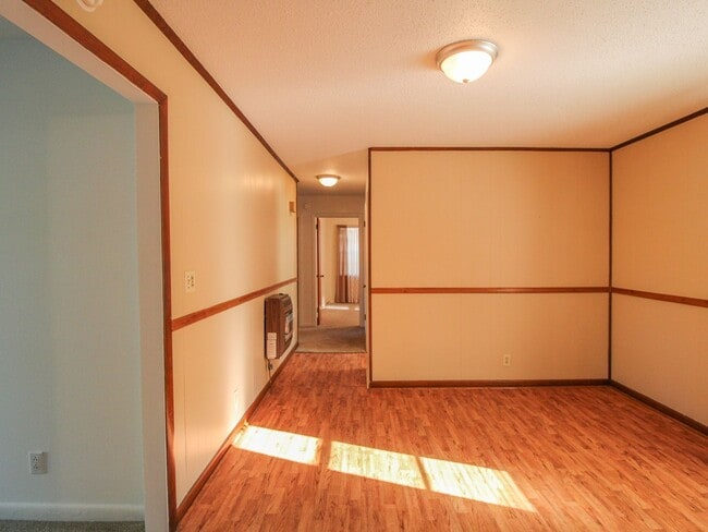 Building Photo - FREE MONTH RENT! Ardmore School District!