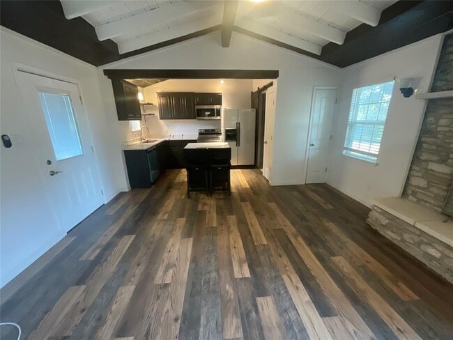 Building Photo - 18302 Redbud Ln