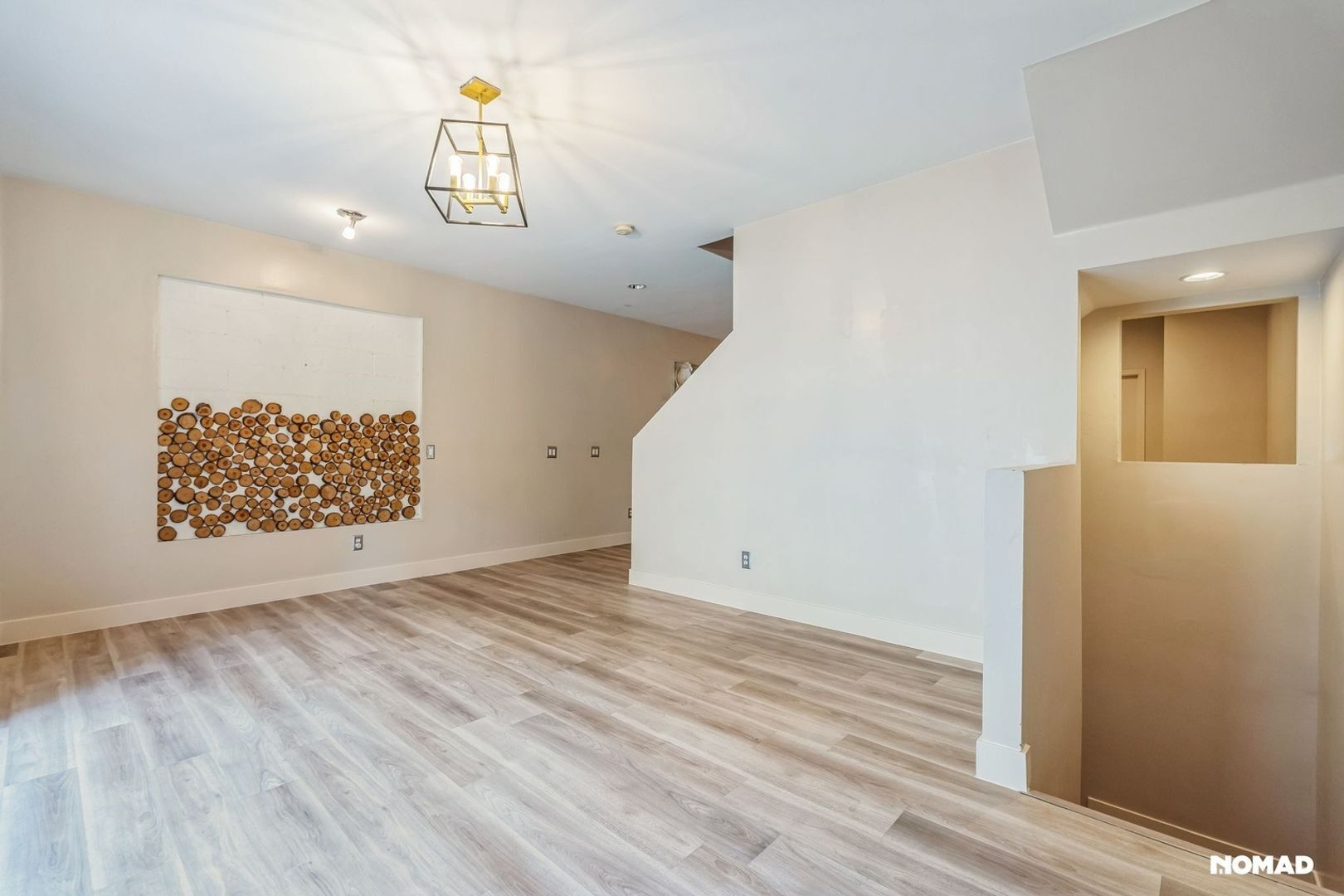 Building Photo - 7853 N 21st Ave