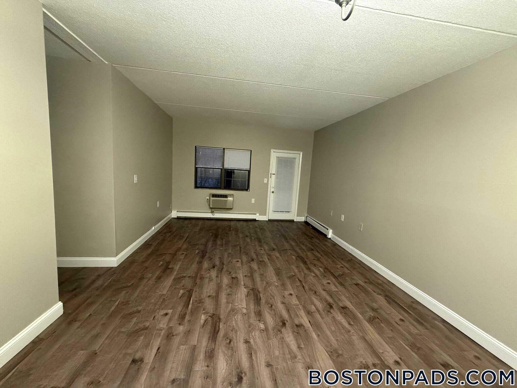 Building Photo - 757 Highland Ave