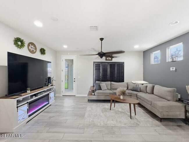 Building Photo - 13655 Stonor Ct