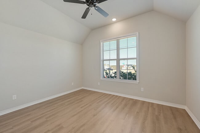 Building Photo - 3441 Utah Ct