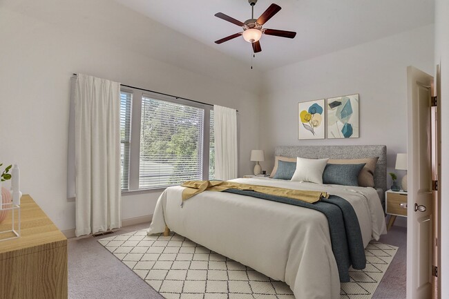 Building Photo - Beautiful 5-bedroom rental home in the hig...
