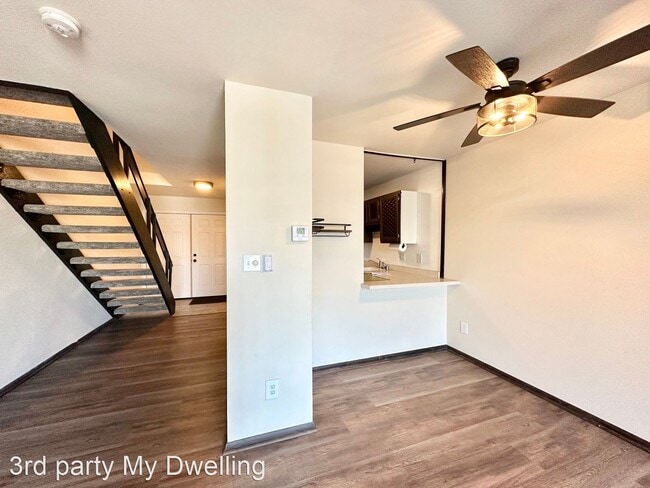 Building Photo - 2 br, 1.5 bath House - 11958 W Mill Rd. #16