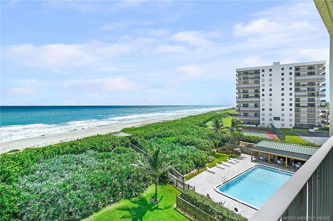 Building Photo - 10000 S Ocean Dr