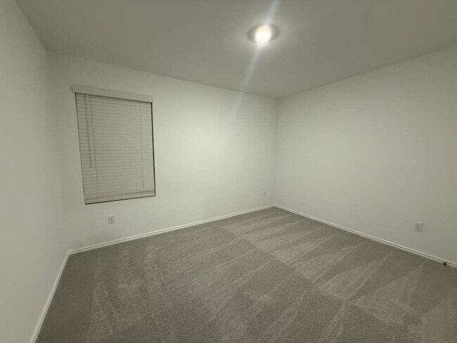 Building Photo - 17702 Sage Thrasher Dr