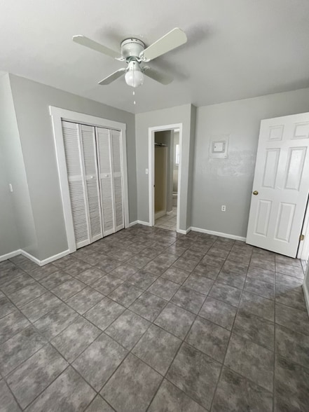 Building Photo - 1100-1190 Neptune Dr