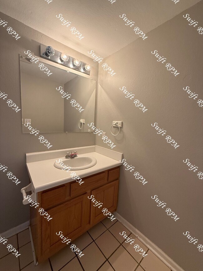 Building Photo - 315 Washington St