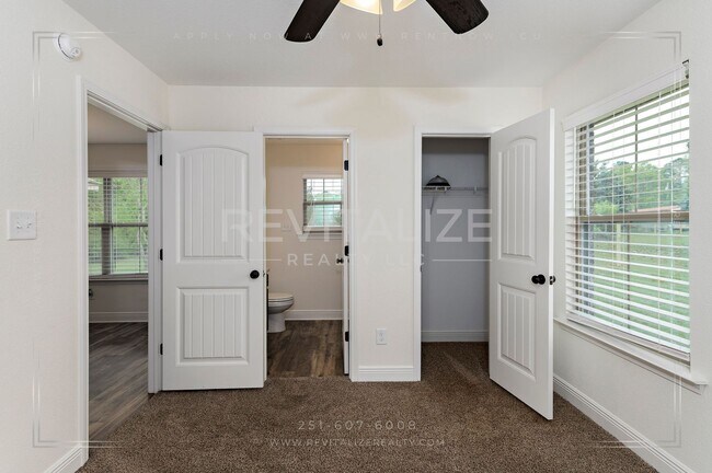 Building Photo - Elegant 4 Bed 3 Bath Cul-de-sac Home in Silverhill