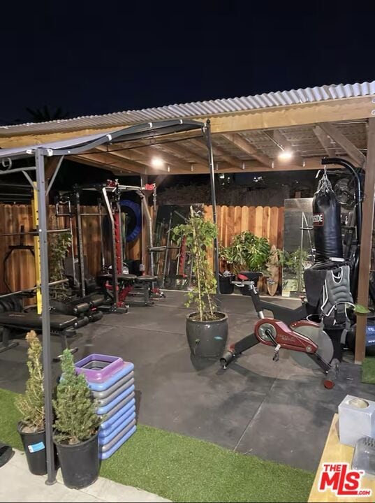 Building Photo - 348 Laveta Terrace