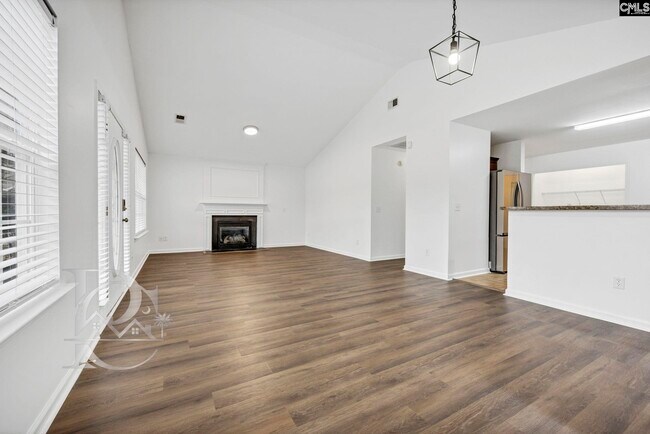 Building Photo - 86 Deertrot Ct