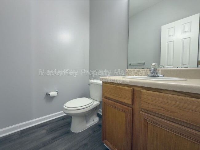 Building Photo - 4720 Parkville Dr