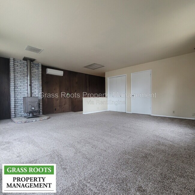 Building Photo - 616 Pelton Way