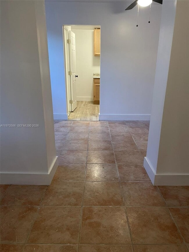 Building Photo - 746 NE 80th St