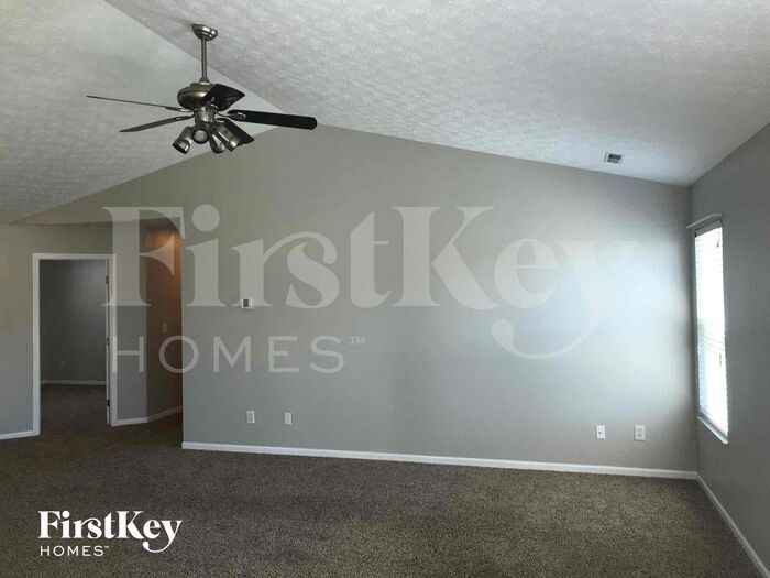Building Photo - 257 Deer Creek Dr