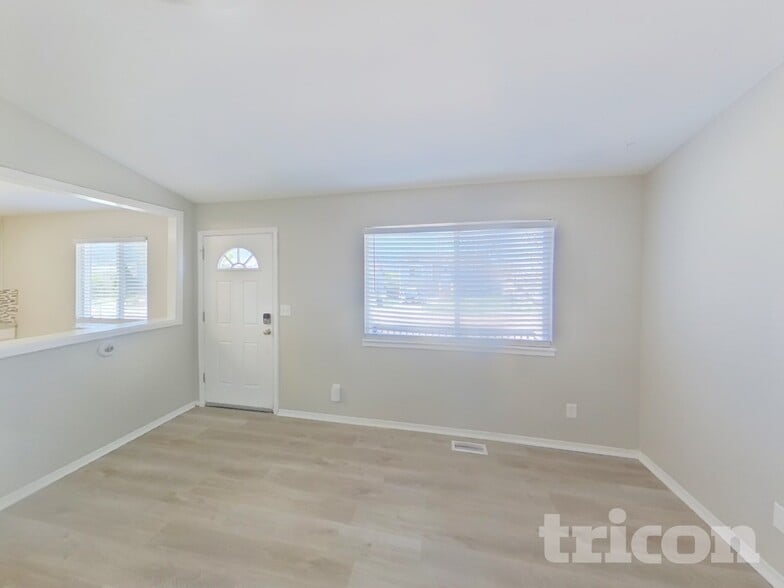 Building Photo - 1875 Swearinger Dr