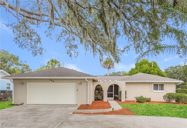 Primary Photo - 360 Gulf Breeze Blvd