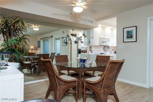 Building Photo - 25750 Hickory Blvd