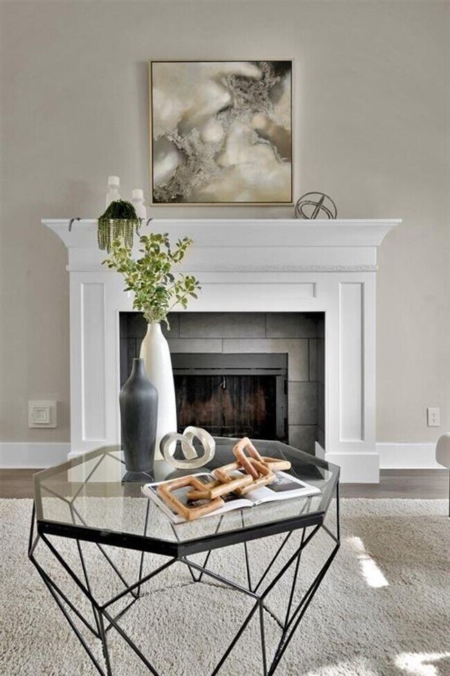 Building Photo - 14410 Cypress Falls Dr