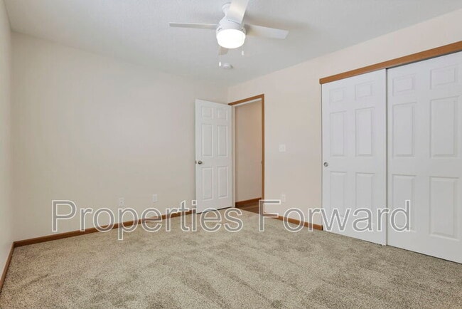 Building Photo - 3854 Elm St