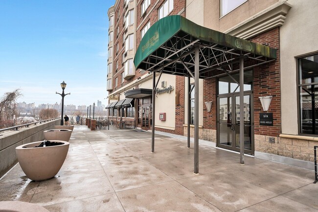 Building Photo - 6209 City Pl