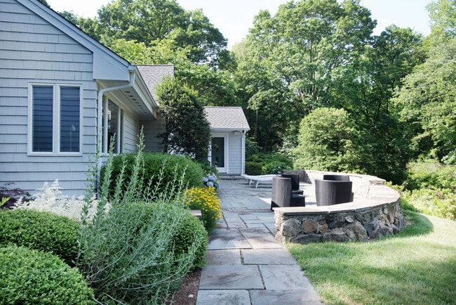 Building Photo - 117 Tobys Ln