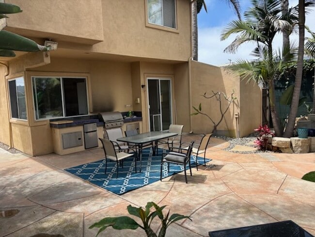 Building Photo - Minutes to Moonlight Beach | Stunning 5 Bedroom Encinitas Home