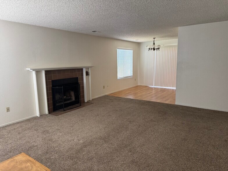 Living room - 102 Marina Dr N