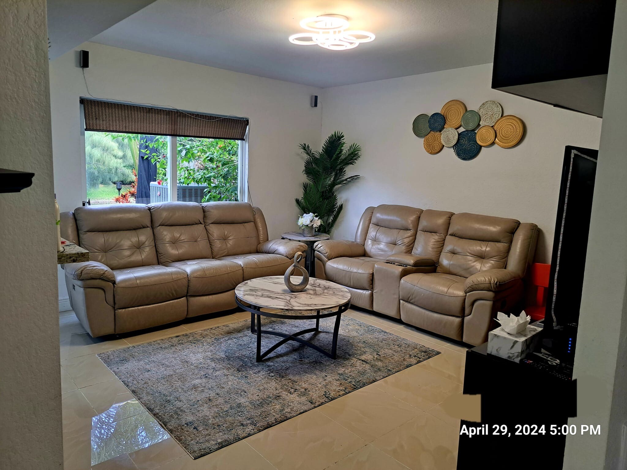 Common Areas - Family Room - 8851 NW 110th Pl