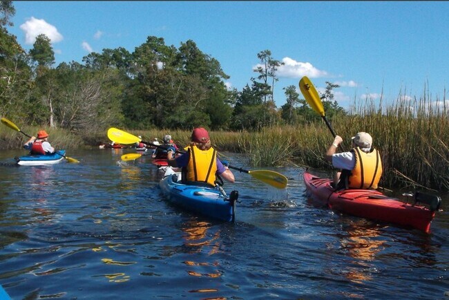 Building Photo - APARTMENT PERFECTLY LOCATED IN ST. JAMES PLANTATION