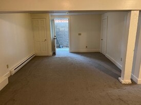 Building Photo - 3036 Harriet Ave