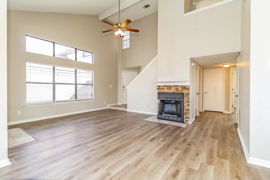 Building Photo - 1221 Settlers Way