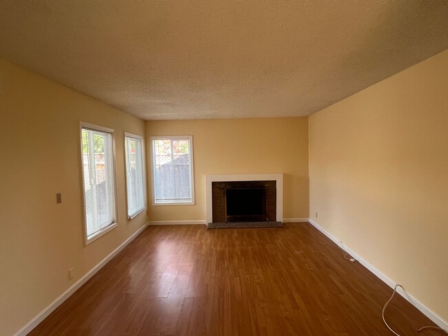 Building Photo - South San Jose Blossom Valley - 4 bedroom ...